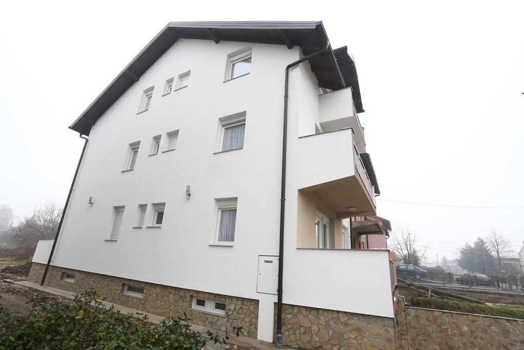 Apartments Kolonija Sarajevo Bilik gambar